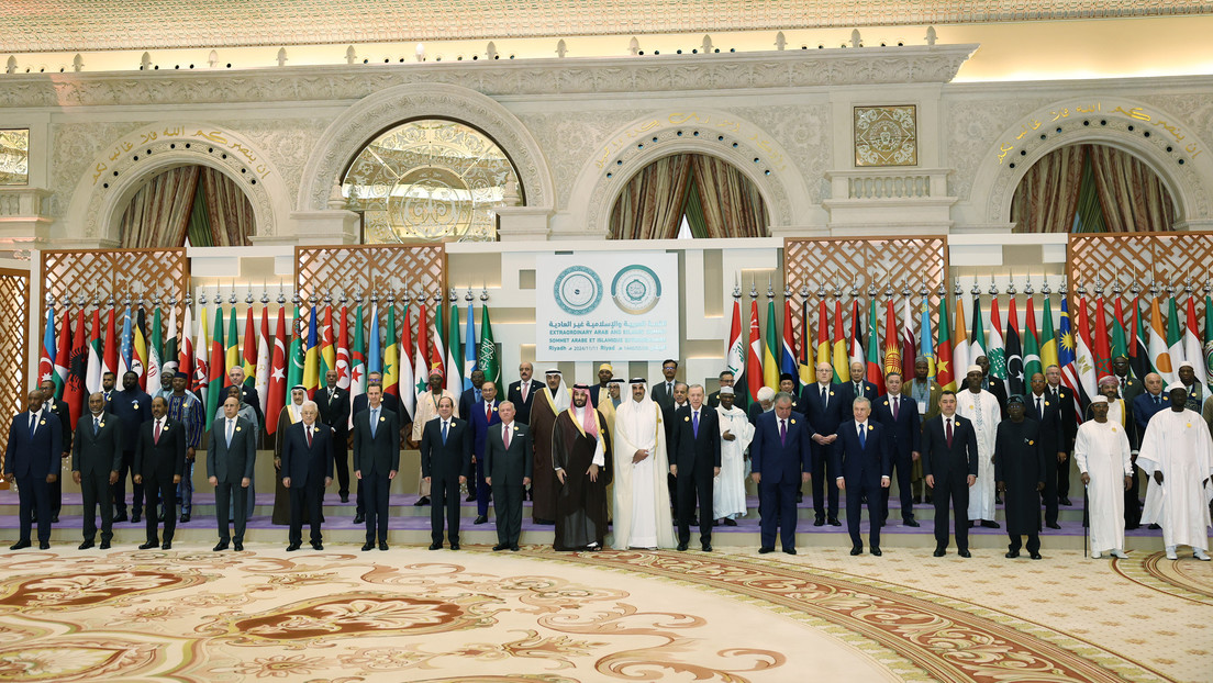 Putin invita a los líderes de Oriente Medio a la primera cumbre ruso-árabe