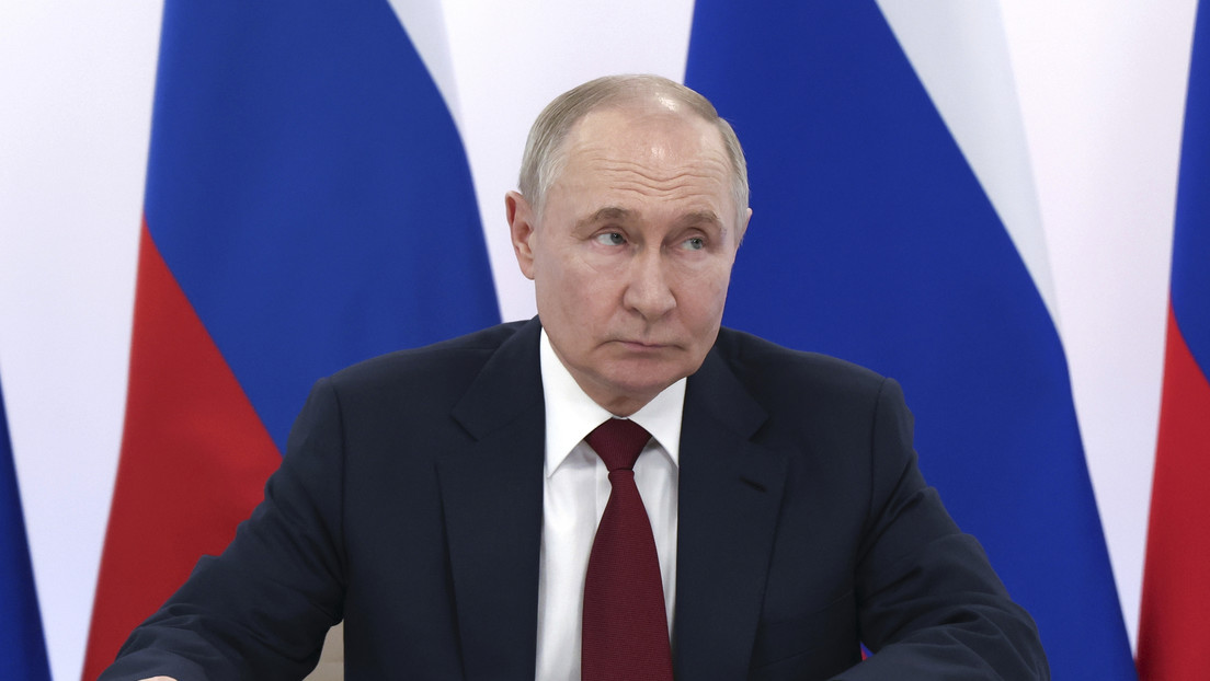 Putin visita la recién liberada provincia de Kursk