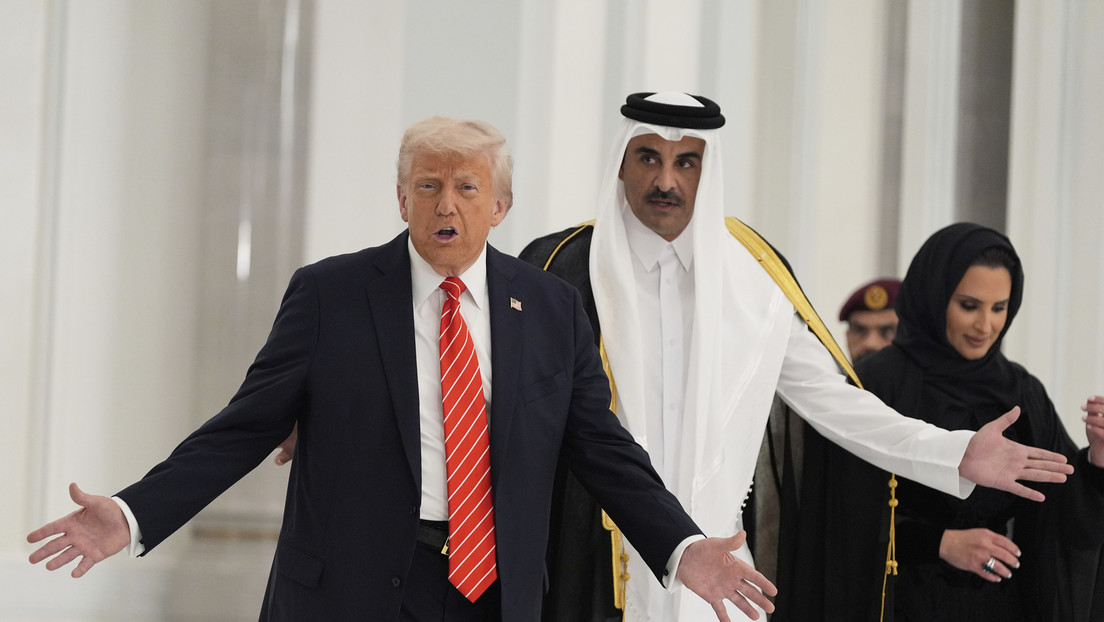 Trump se queja del tamaño del 'palacio volador' donado por Qatar
