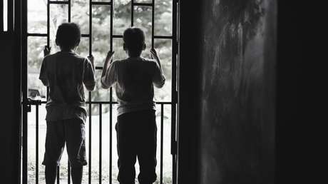 Kennedy Jr.: Departamento de Salud de EE.UU. colaboró "en el tráfico de niños con fines sexuales y de esclavitud"