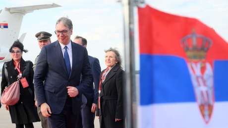 "Me da igual lo que digan": Vucic comenta las reacciones por su llegada a Moscú