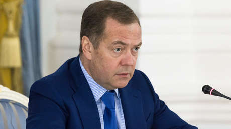 Medvédev aconseja a los socios de Kiev que "destruyan los parásitos chupasangre de su sucio cuerpo"
