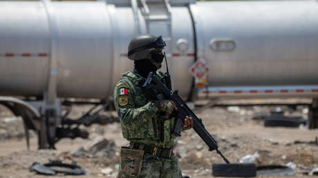 Un cateo termina con el mayor decomiso de combustible robado en la historia de México (VIDEO)