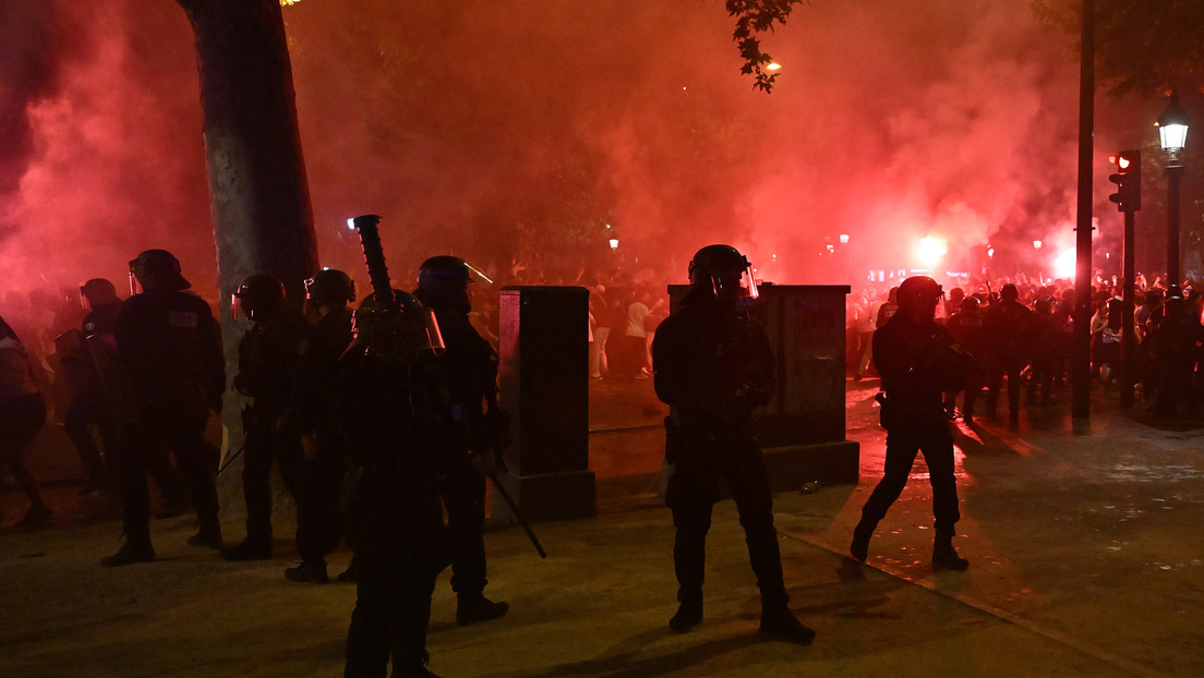 Caos, incendios y saqueos: arde París en medio de la fiesta por el triunfo del PSG