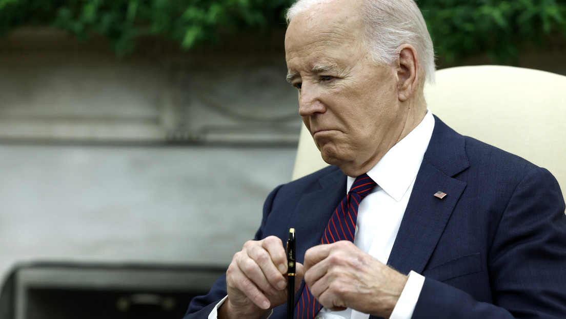 Identifican a cuatro personas que firmaron documentos en nombre de Biden