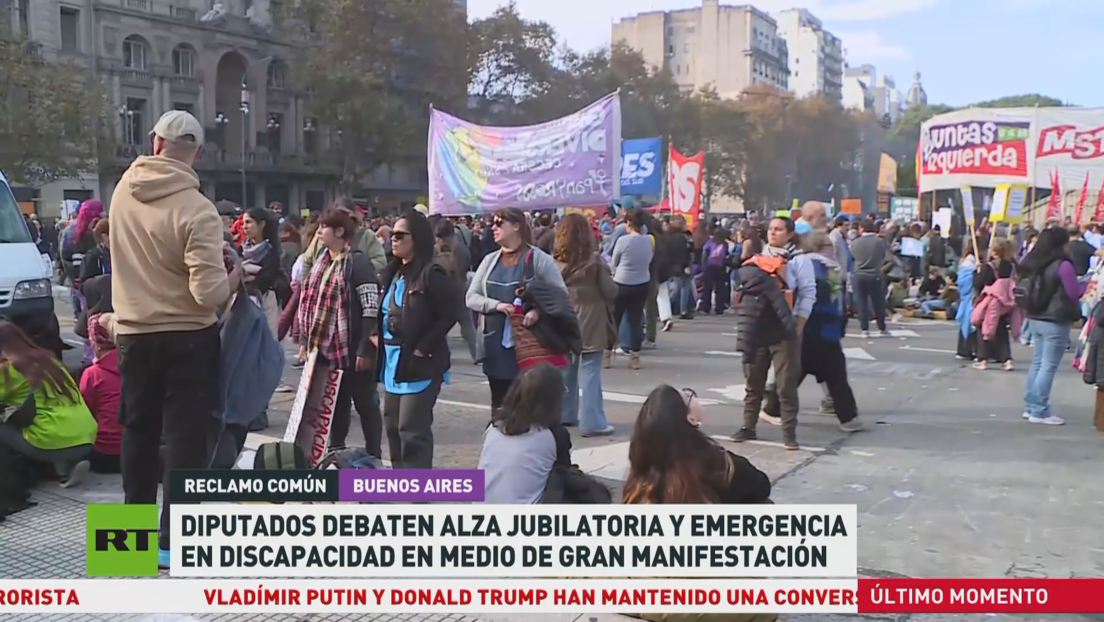 Protesta multisectorial en Argentina: jubilados, médicos y feministas marchan contra el ajuste