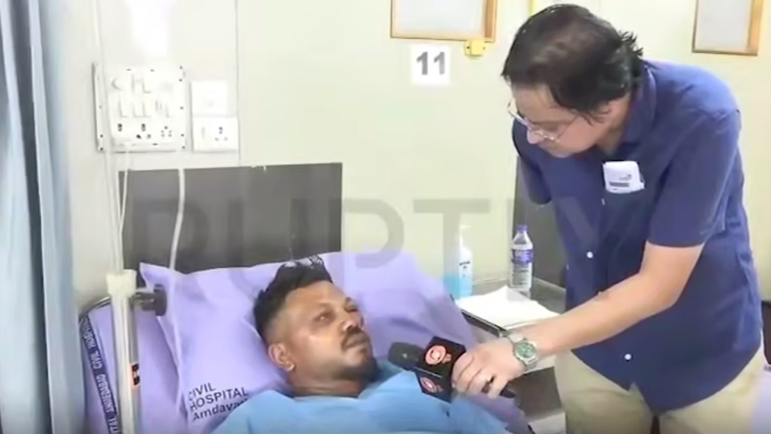 "No puedo creer cómo salí vivo": el único superviviente del accidente aéreo en la India relata su increíble peripecia