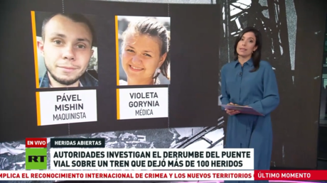 Investigan en Rusia el derrumbe de un puente vial sobre un tren, que dejó más de 100 heridos