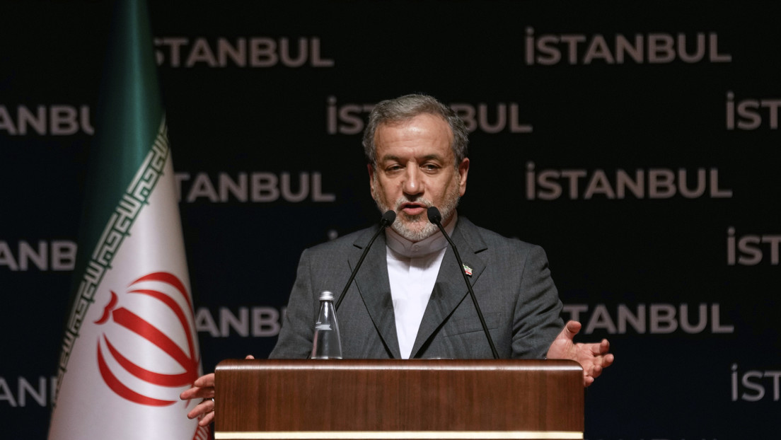 "Irrelevante y sin sentido": Canciller iraní sobre el rol de Bruselas y Londres en el diálogo sobre su programa nuclear