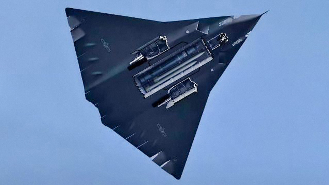 Analistas de EE.UU. instan a diseñar cazas del tamaño de bombarderos para contrarrestar a China