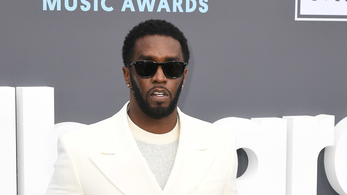 P. Diddy recibe una ovación de pie de los reclusos tras la victoria judicial
