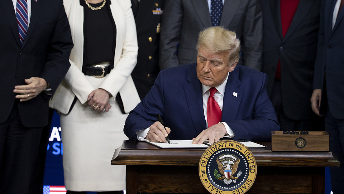 La bizarra 'fórmula' de Trump para calcular los aranceles