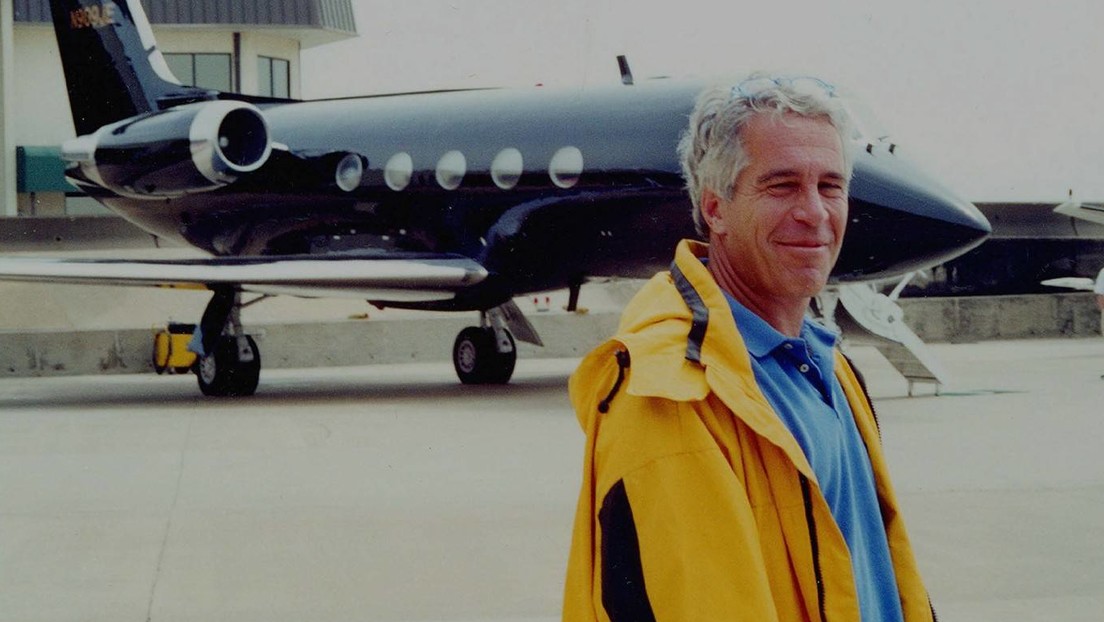 Trump acusa a la oposición de fabricar documentos del caso Epstein mientras pierde apoyo entre sus partidarios