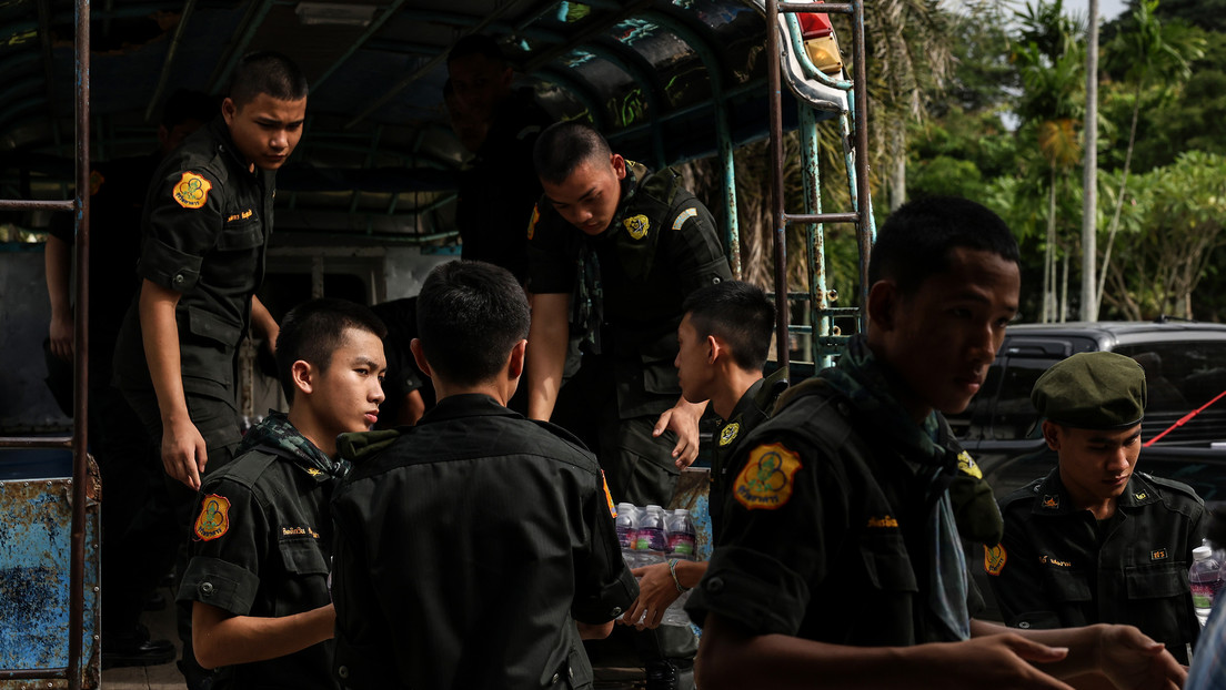 Declaran la ley marcial en zonas de Tailandia ante la escalada militar con Camboya