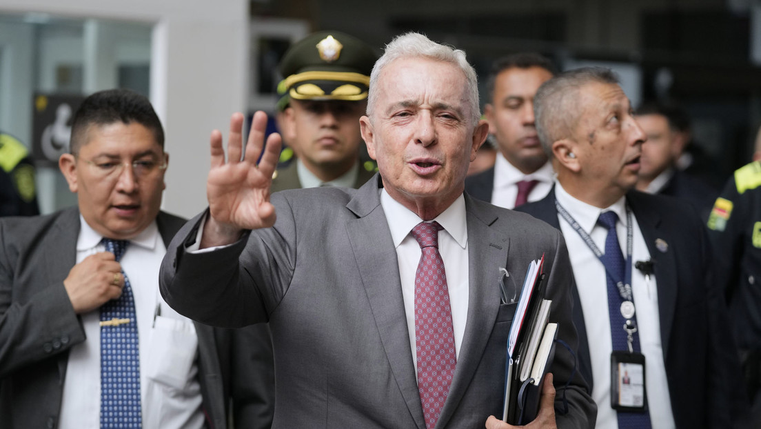 Uribe se pronuncia tras el fallo en su contra con un fuerte mensaje a Petro