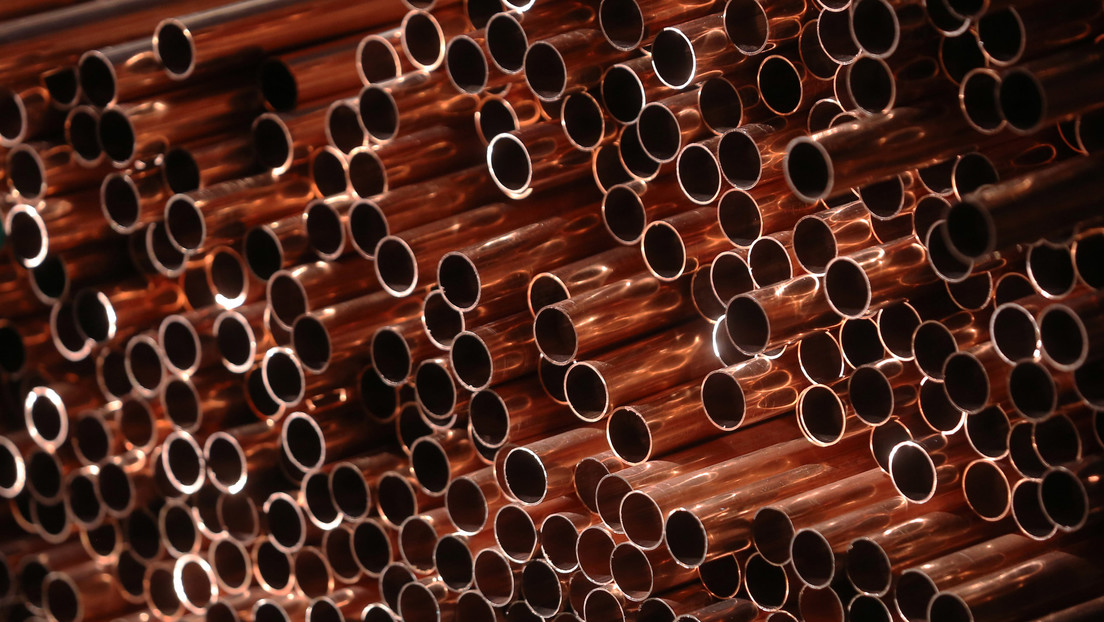 Trump impone un arancel universal del 50 % a las importaciones de cobre