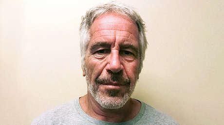 "Sacar todo a la luz y que la gente decida": ruptura entre los partidarios de Trump por el caso Epstein