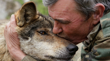 Vendido por su padre y criado por lobos: la increíble historia de Marcos Rodríguez