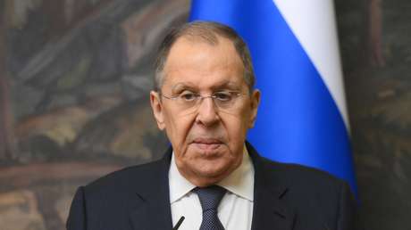 De entorno a "bochorno" internacional: Lavrov ironiza sobre el frenesí antirruso en Europa