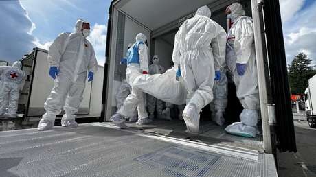 Moscú plantea a Kiev la entrega de otros 3.000 cuerpos de militares ucranianos