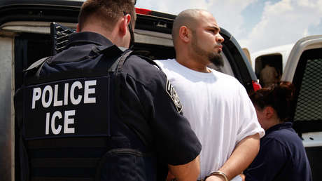 El ICE ofrece bonos de 50.000 dólares a los "patriotas" que se sumen a su campaña antimigrantes