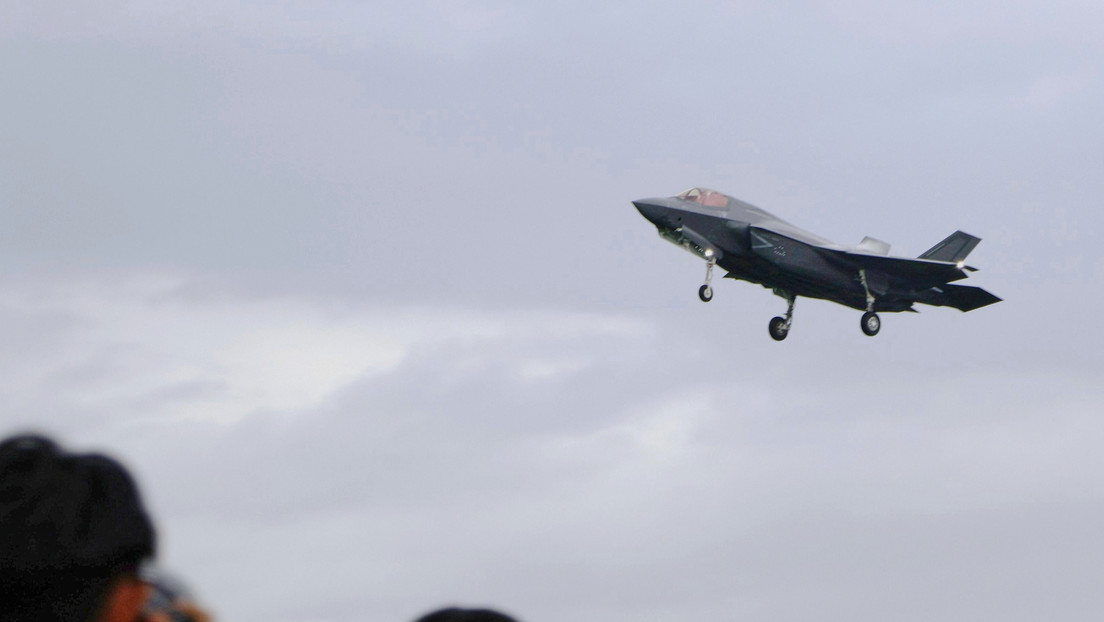 Japón cuenta por primera vez con aviones embarcados desde la II Guerra Mundial