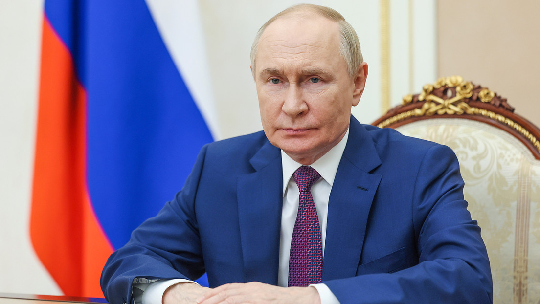 Putin convoca una reunión preparatoria con altos cargos rusos para la cumbre de Alaska