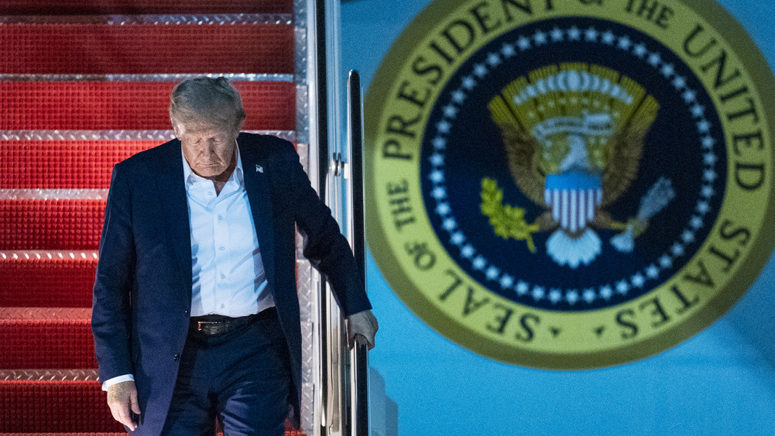 Axios: Trump quiere celebrar reunión con Putin y Zelenski la próxima semana