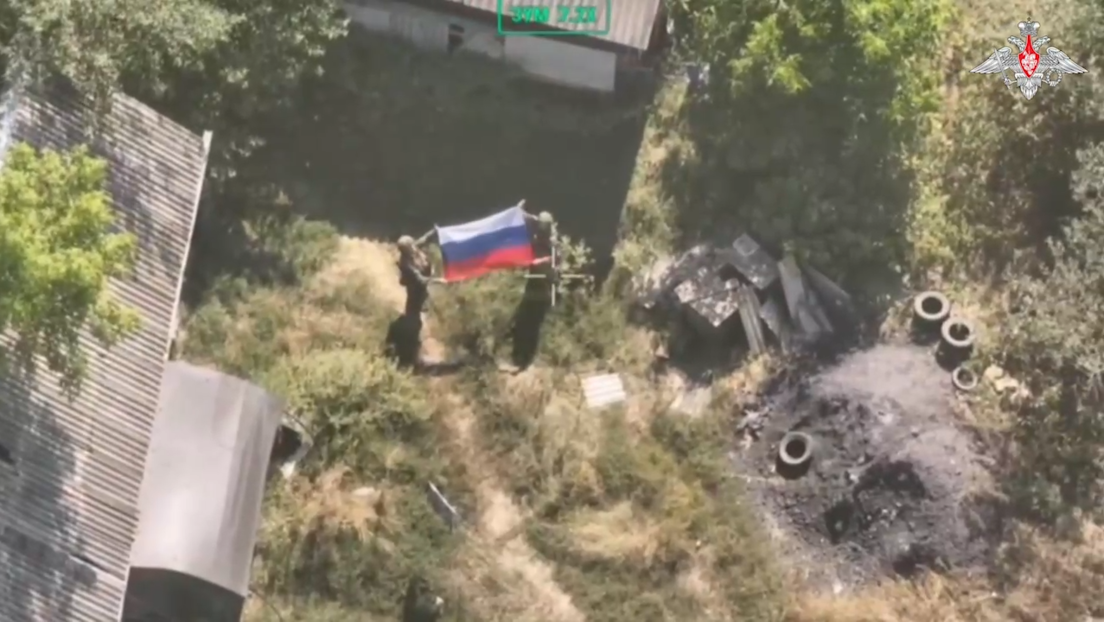 VIDEO: Tropas rusas liberan una localidad en Donbass con una coordinación perfecta