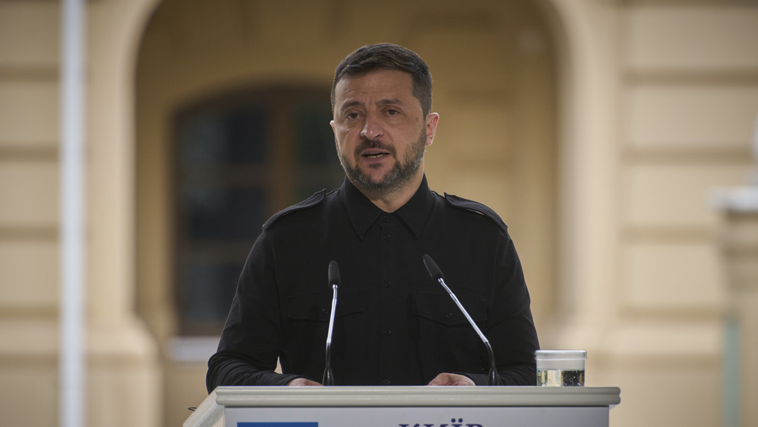 Zelenski se burla de los ataques de Ucrania contra el oleoducto que abastece a Hungría y Eslovaquia