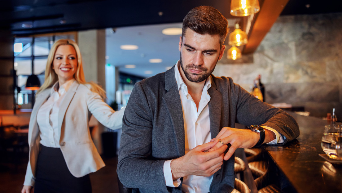 ¿En qué trabajos los hombres tienen más probabilidades de ser infieles?