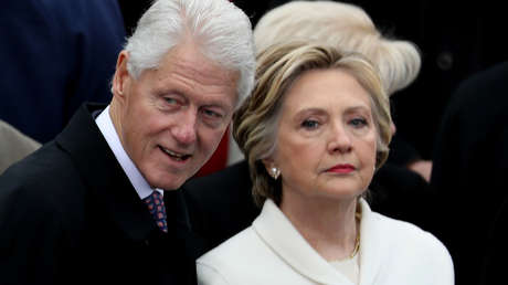 Bill y Hillary Clinton son citados a declarar ante el Congreso en el caso Epstein