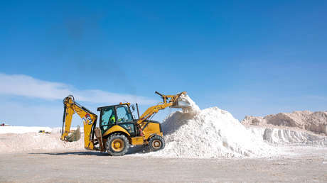 Comisión de Diputados de Bolivia da luz verde a millonario contrato de litio con empresa rusa