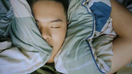 Excesos del fin de semana podrían provocar este trastorno del sueño