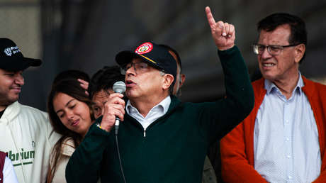 Kolumbijski predsednik Petro zavrača kritike ameriškega kongresnika Giméneza glede 'Kartela Sonc'