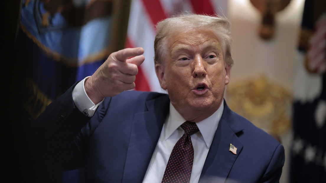 La publicación de un Trump molesto en medio del megadesfile en Pekín