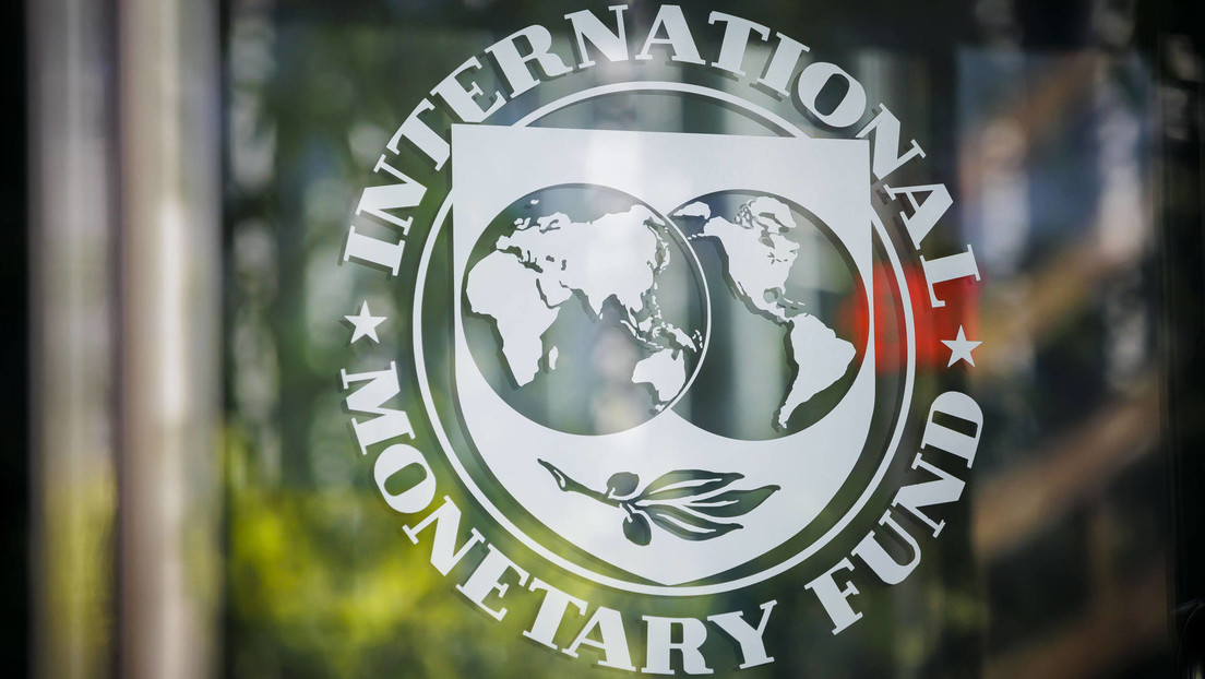 FMI respalda plan económico de Milei en Argentina tras derrota electoral