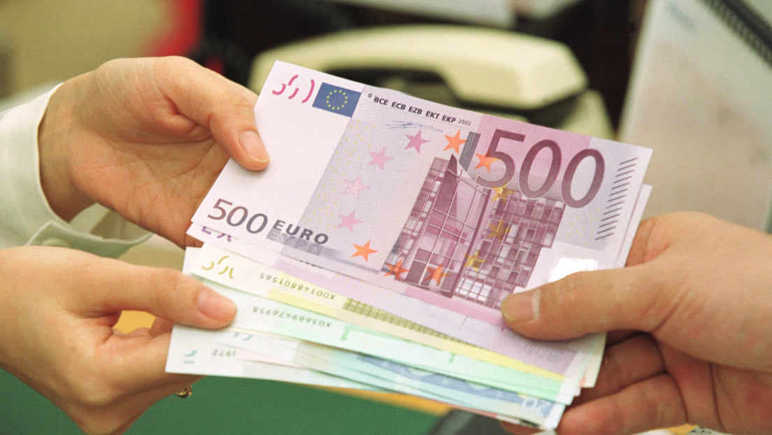 Recomiendan a los europeos tener efectivo en casa en caso de "grave inestabilidad"