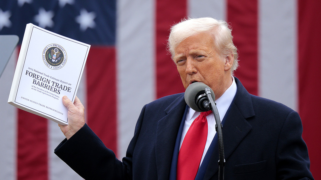 Trump anuncia un arancel del 25 % para todos los camiones pesados extranjeros