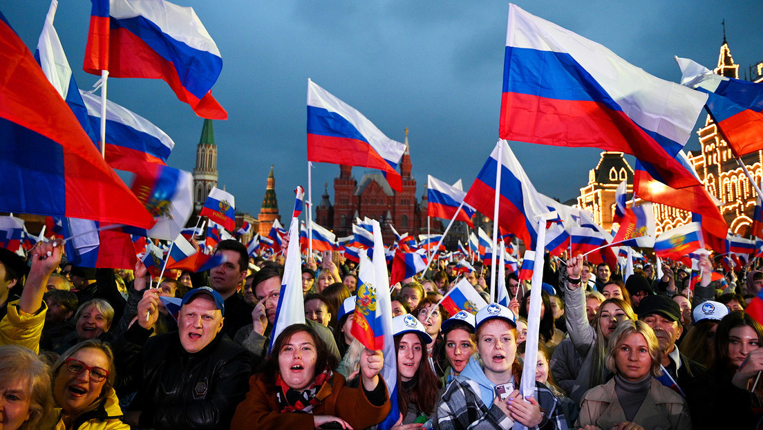 Putin felicita al pueblo por el Día de la Reunificación de Rusia con las nuevas regiones
