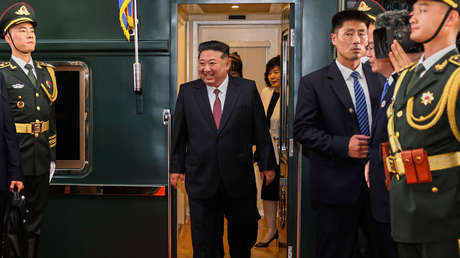 Kim Jong-un llega a China en compañía de su hija (FOTOS, VIDEO)