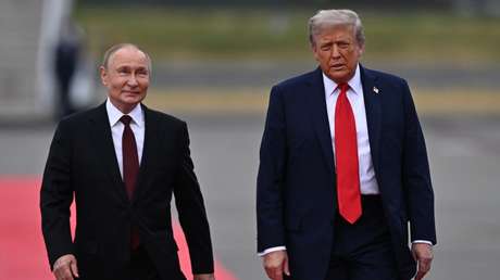 Trump publica una foto con Putin tras una "acalorada" conversación con los líderes europeos