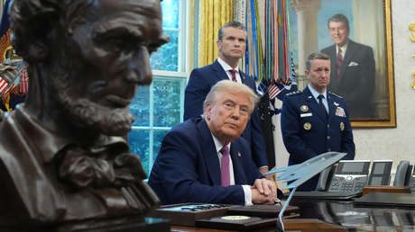 Trump grozil Chicagu z uničujočo silo, potekali protesti