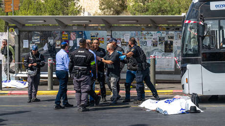 Al menos 6 muertos al ser acribillado un autobús en Jerusalén (VIDEOS)