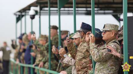 Militares de EE.UU. acuden a los megaejercicios de Rusia y Bielorrusia (VIDEO)