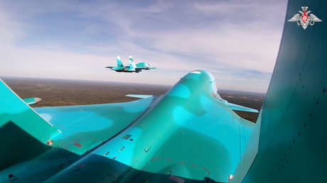 VIDEO: Cazabombarderos rusos eliminan objetivos terrestres en el ejercicio Západ-2025