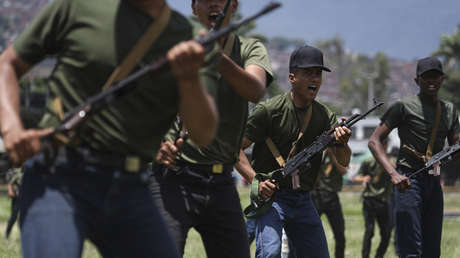 Venezuela responde con maniobras militares a la "voz amenazante" de EE.UU. (VIDEO)