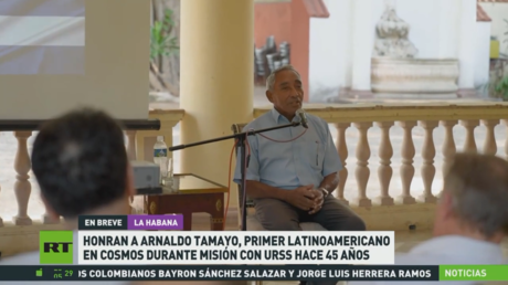 Honran a Arnaldo Tamayo, el primer latinoamericano que voló al espacio en misión con la URSS hace 45 años
