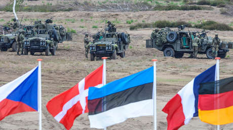 Como a Europa se arma frenéticamente depois de ter sido atemorizada e sim misma com a Rússia