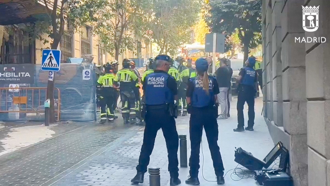 Un edificio se derrumba en el centro de Madrid